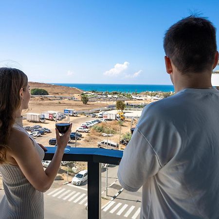 Hi-Yam Seaview Apartments & Suites - יש ממ"ד Bat Yam Ngoại thất bức ảnh