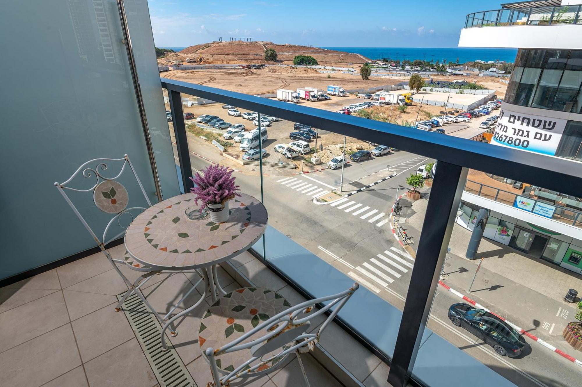 Hi-Yam Seaview Apartments & Suites - יש ממ"ד Bat Yam Ngoại thất bức ảnh