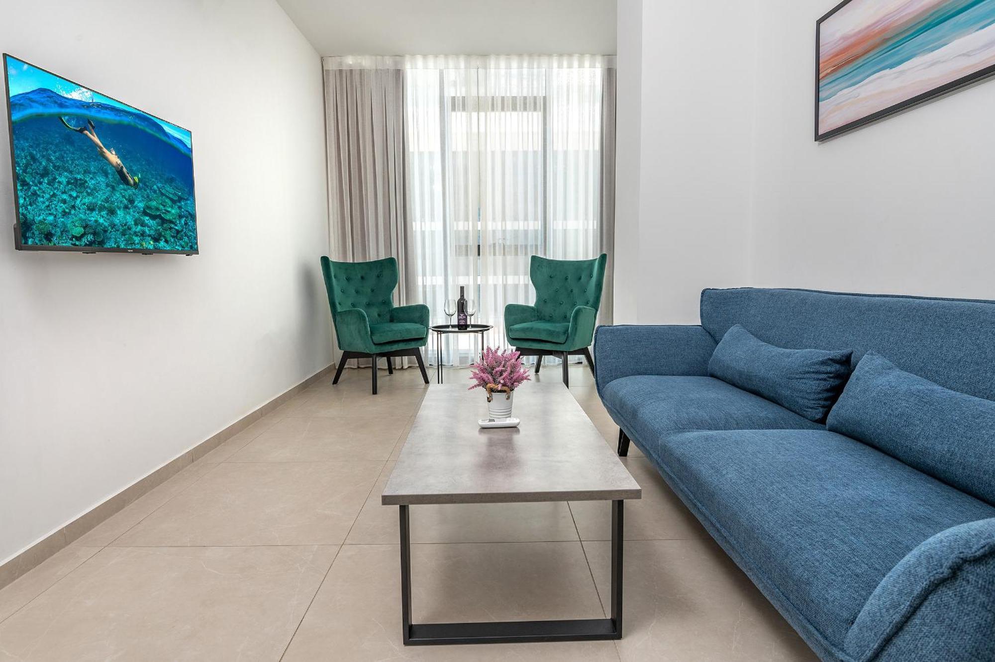 Hi-Yam Seaview Apartments & Suites - יש ממ"ד Bat Yam Ngoại thất bức ảnh