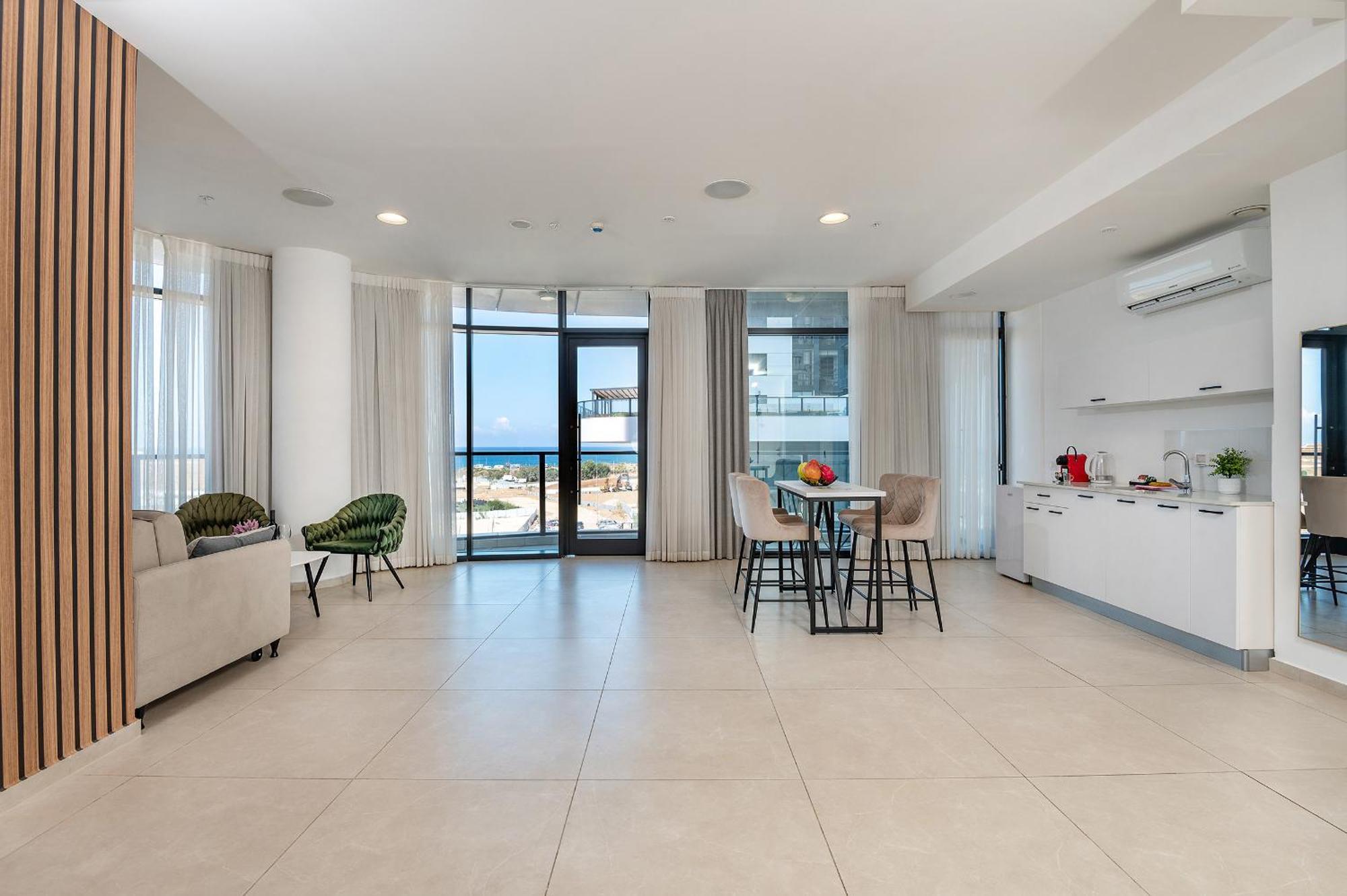 Hi-Yam Seaview Apartments & Suites - יש ממ"ד Bat Yam Phòng bức ảnh